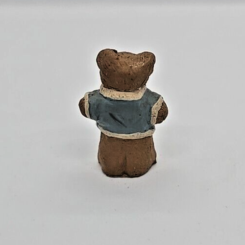 10-18.png Rare VTG Country Sampler Bear from Fredricsberg TX