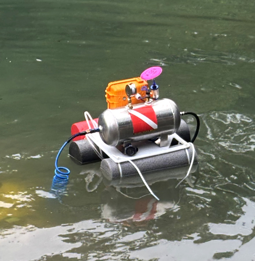 Hookah Diving System 6 Lightweight version of the snorkulus is very easy for nyssa to carry snorkulus hookah diving system